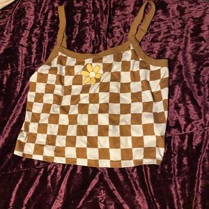 No boundaries - checkered crop top with yellow flower
